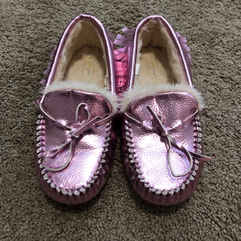 Girls’ Metallic Pink J. Crew Fuzzy Slippers, 3K